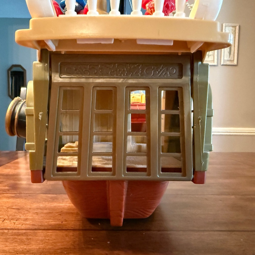 Fisher Price Great Adventures Pirate Ship Playset with 6 Figures and Cannon 1994 - Picture 15 of 15